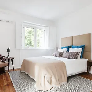 https://casa-santa-marinha.hotels-lisbon-portugal.com
